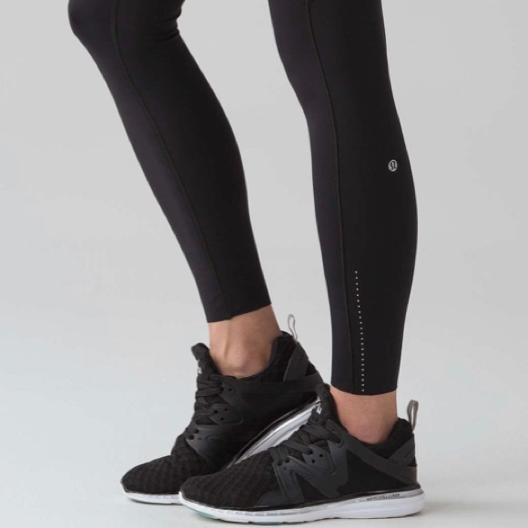 Lululemon Fast and Free 7/8 Legging - Picture 5 of 12